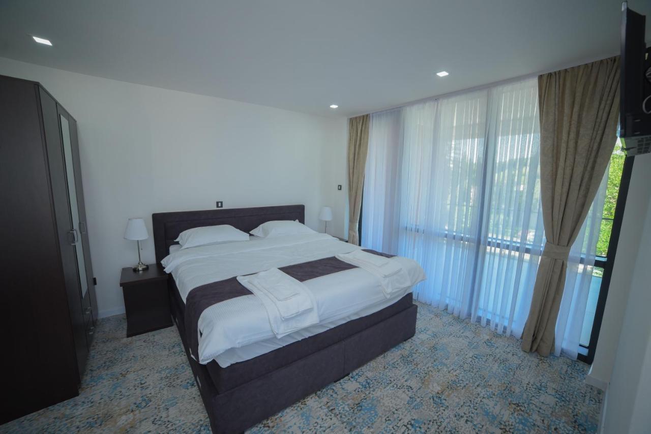 Motel Grand فليكا كلادوشا المظهر الخارجي الصورة