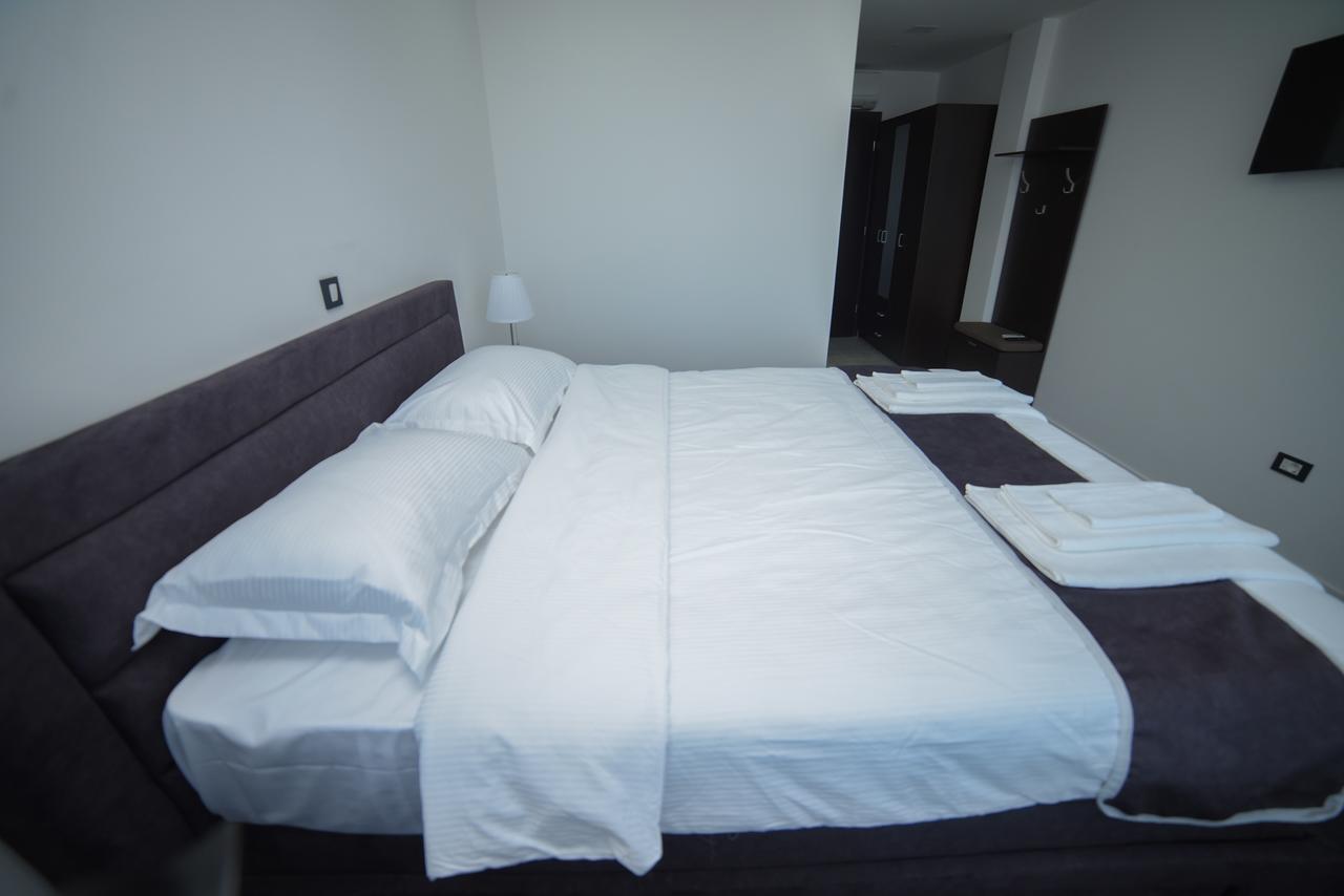 Motel Grand فليكا كلادوشا المظهر الخارجي الصورة